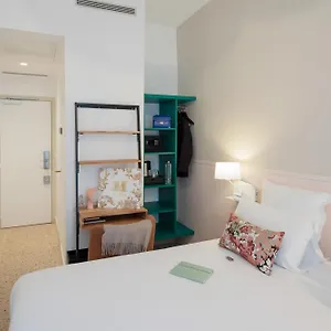 3* Otel Trendy Canettes